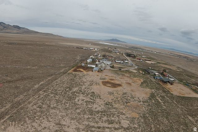 16 N TAYLOR RD, Grantsville, UT 84029