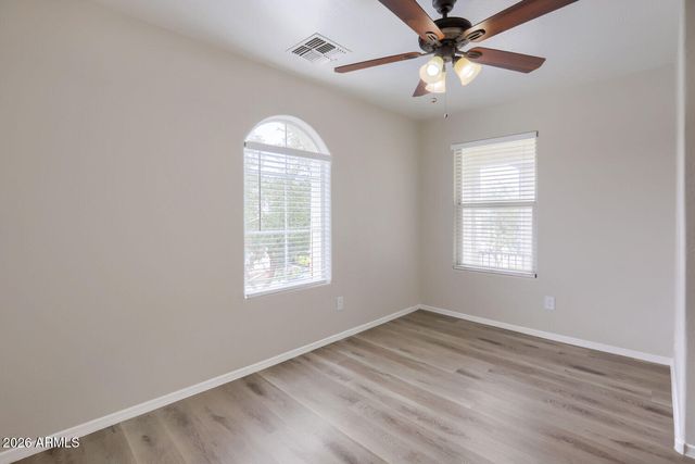 6616 W JOHNSON Street W, Phoenix, AZ 85043