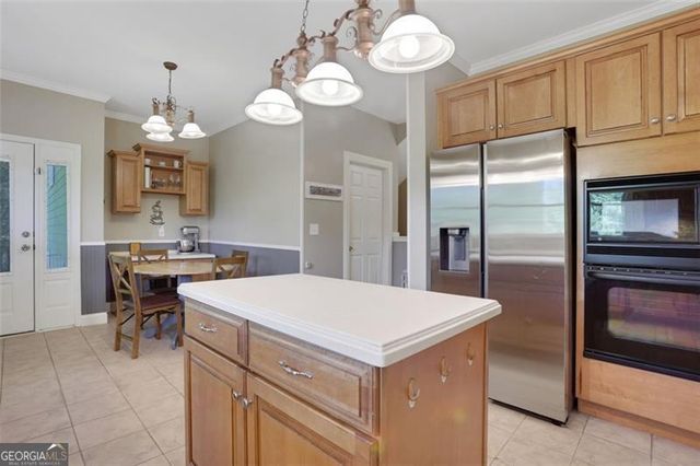 940 PLANTERS Place, Loganville, GA 30052