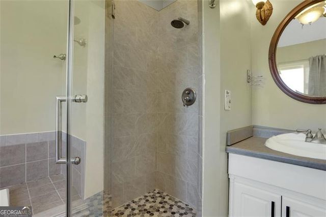 940 PLANTERS Place, Loganville, GA 30052