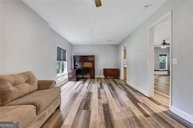 940 PLANTERS Place, Loganville, GA 30052