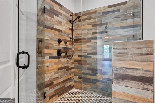 940 PLANTERS Place, Loganville, GA 30052