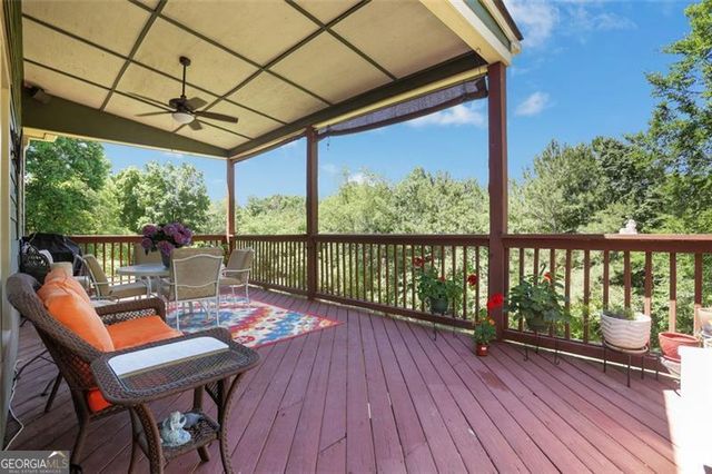 940 PLANTERS Place, Loganville, GA 30052