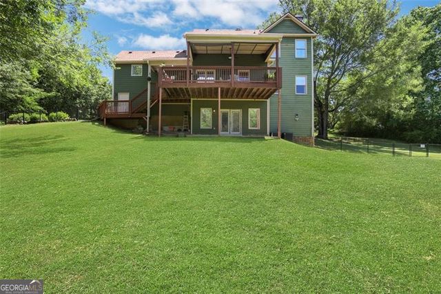 940 PLANTERS Place, Loganville, GA 30052