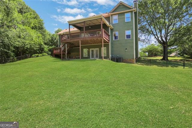 940 PLANTERS Place, Loganville, GA 30052