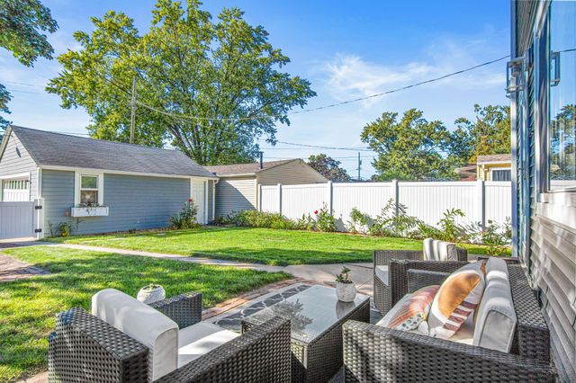 5740 23rd Avenue S, Minneapolis, MN 55417