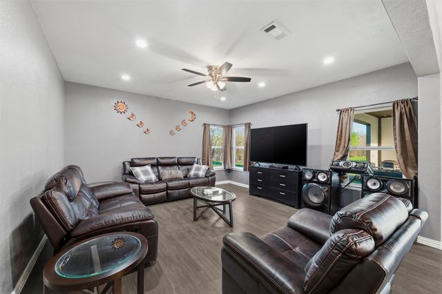 641 Countess Road, Quinlan, TX 75474