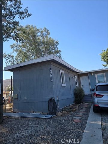 18354 Walnut Avenue, Lake Elsinore, CA 92532