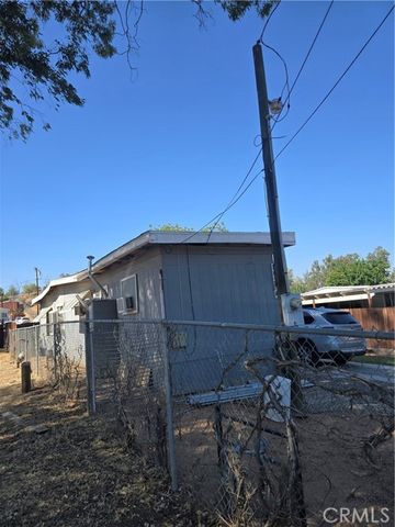 18354 Walnut Avenue, Lake Elsinore, CA 92532