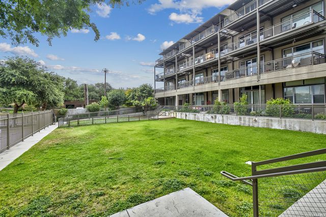 831 S Flores St Ste 2212, San Antonio, TX 78204