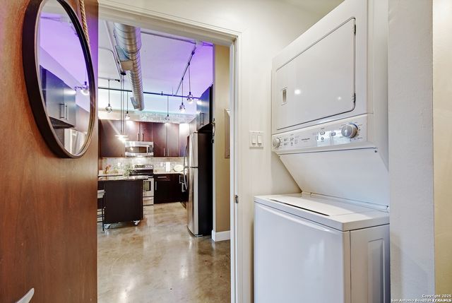 831 S Flores St Ste 2212, San Antonio, TX 78204