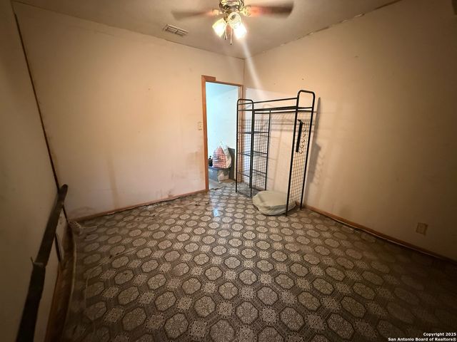 9331 Odem, San Antonio, TX 78224