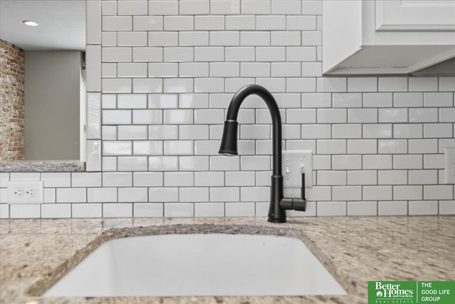 4012 Harney Street, Omaha, NE 68131