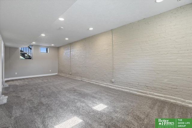 4012 Harney Street, Omaha, NE 68131