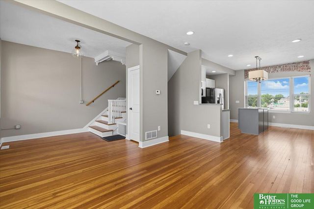 4012 Harney Street, Omaha, NE 68131