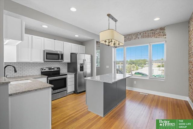 4012 Harney Street, Omaha, NE 68131