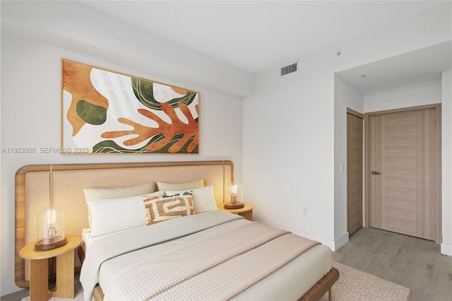 1601 SW 32 Avenue 309, Miami, FL 33145