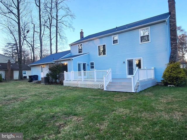 4 ORIOLE DR, Voorhees, NJ 08043