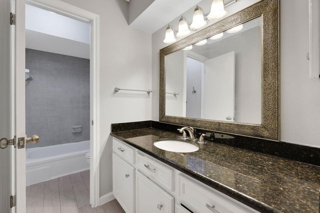 2015 Riverlawn Drive, Houston, TX 77339