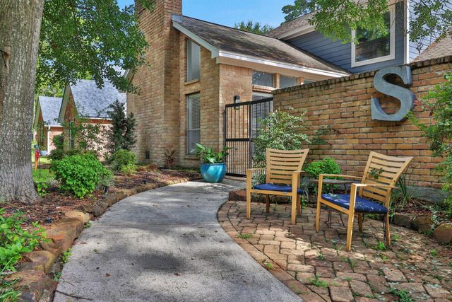 2015 Riverlawn Drive, Houston, TX 77339