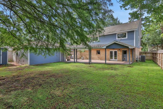 2015 Riverlawn Drive, Houston, TX 77339