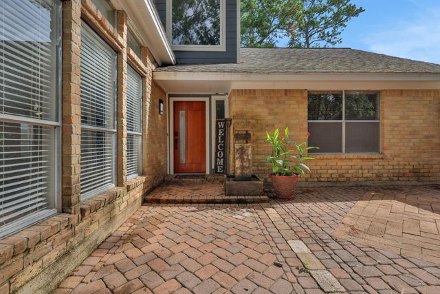 2015 Riverlawn Drive, Houston, TX 77339