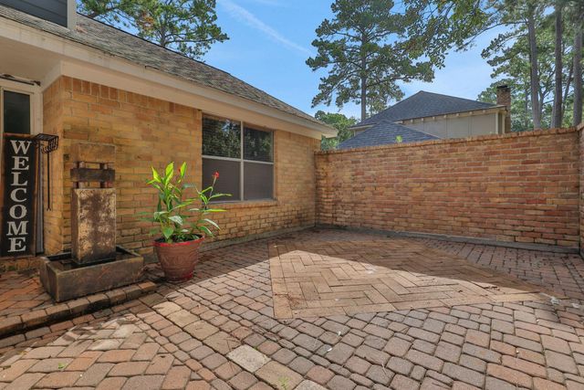 2015 Riverlawn Drive, Houston, TX 77339