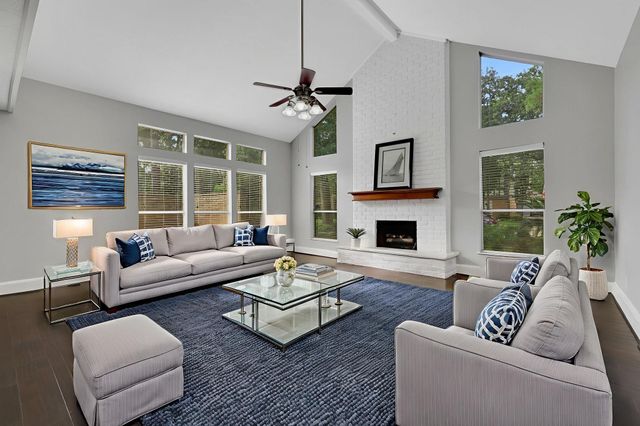 2015 Riverlawn Drive, Houston, TX 77339