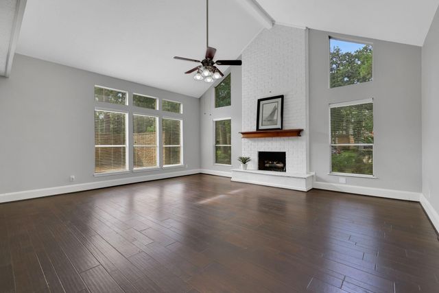 2015 Riverlawn Drive, Houston, TX 77339