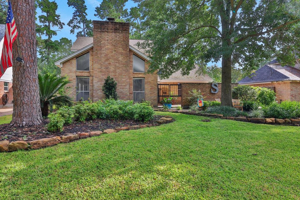 2015 Riverlawn Drive, Houston, TX 77339
