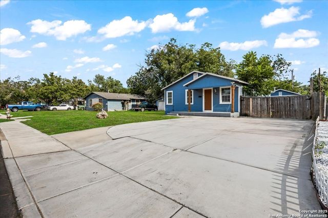 234 Readwell Dr, San Antonio, TX 78220