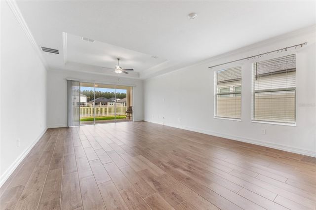 18255 SERENE LAKE LOOP, Lutz, FL 33548
