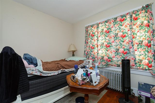 1 Linden Lane, Hyde Park, NY 12538