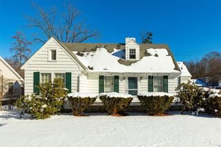 1 Linden Lane, Hyde Park, NY 12538