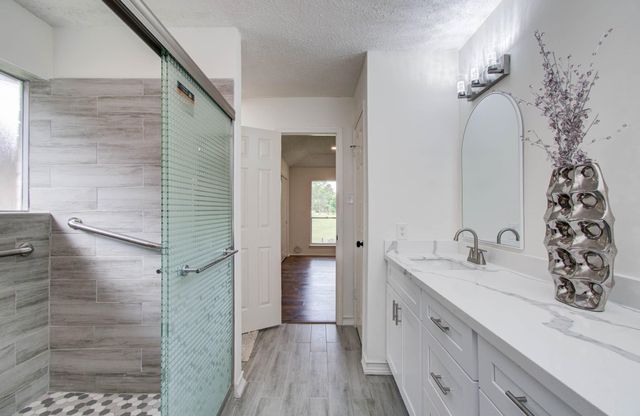 806 Country Place Blvd Street, Pearland, TX 77584