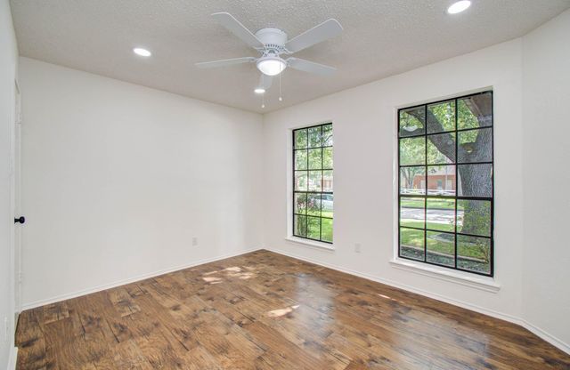 806 Country Place Blvd Street, Pearland, TX 77584