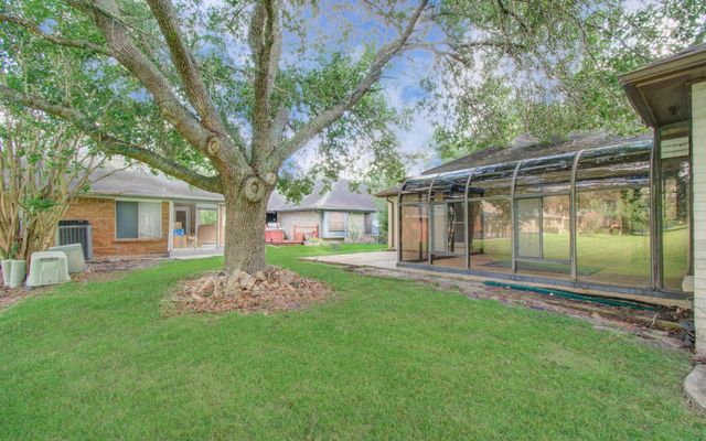 806 Country Place Blvd Street, Pearland, TX 77584