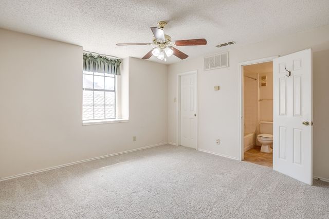 6504 Hickock Drive 6D, Fort Worth, TX 76116