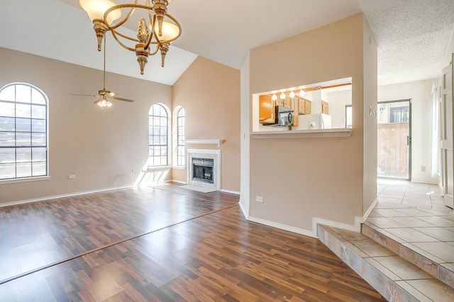 6504 Hickock Drive 6D, Fort Worth, TX 76116