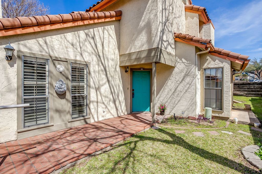 6504 Hickock Drive 6D, Fort Worth, TX 76116