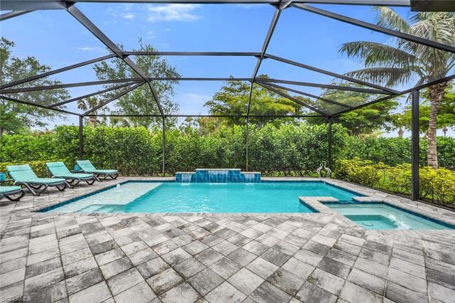 9622 Campanile CIR, Naples, FL 34114