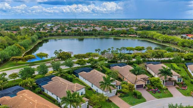 9622 Campanile CIR, Naples, FL 34114