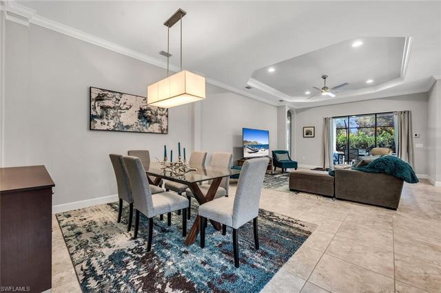 9622 Campanile CIR, Naples, FL 34114