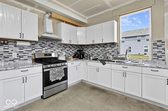 4228 Brocket Drive, Greenwood, IN 46143