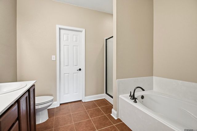 23261 Conifer Dr, Denham Springs, LA 70726