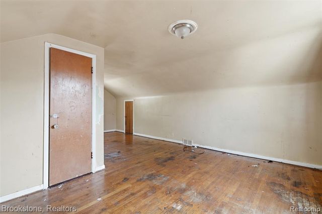 9635 Artesian Street, Detroit, MI 48228