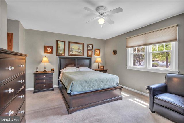 171 OXFORD RD, Cinnaminson, NJ 08077
