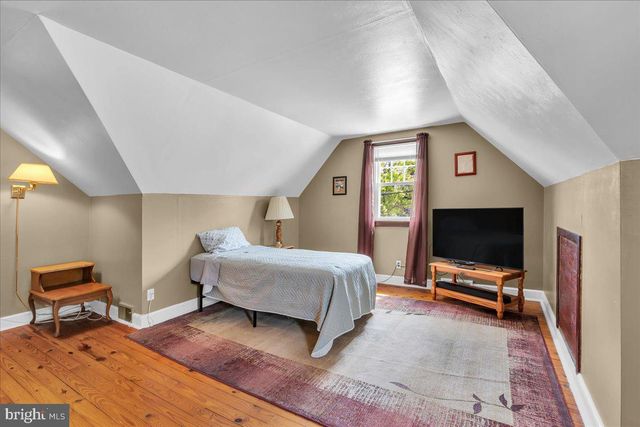 171 OXFORD RD, Cinnaminson, NJ 08077