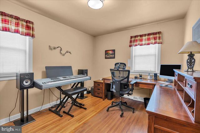 171 OXFORD RD, Cinnaminson, NJ 08077
