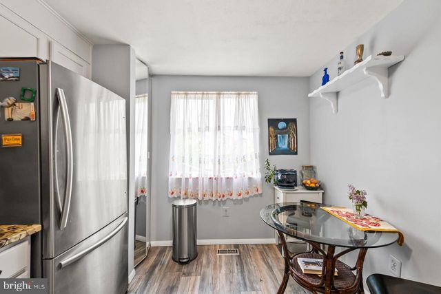 8450 STONEWALL RD, Manassas, VA 20110